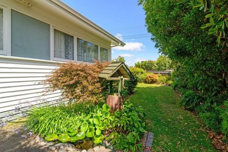 Photo of property in 56 Kawaha Point Road, Kawaha Point, Rotorua, 3010