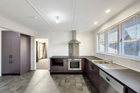 Photo of property in 30 Field Street, Aramoho, Whanganui, 4500