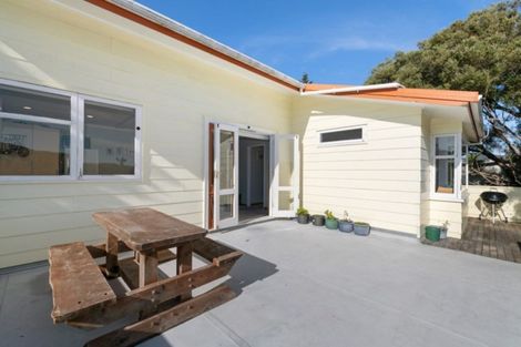 Photo of property in 76 Lord Street, Stokes Valley, Lower Hutt, 5019