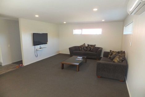 Photo of property in 76a Peer Street, Upper Riccarton, Christchurch, 8041