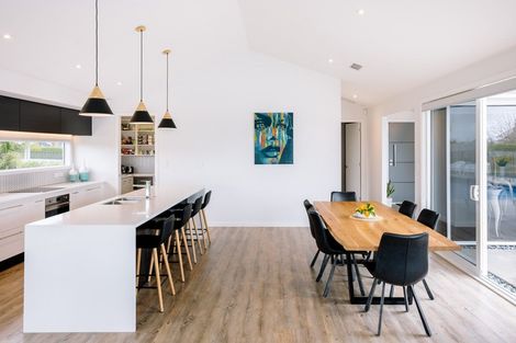 Photo of property in 109 Saint Kilda Road, Cambridge, 3434