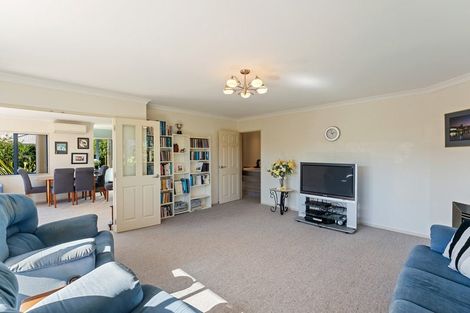 Photo of property in 4 Te Ropata Place, Waikanae Beach, Waikanae, 5036