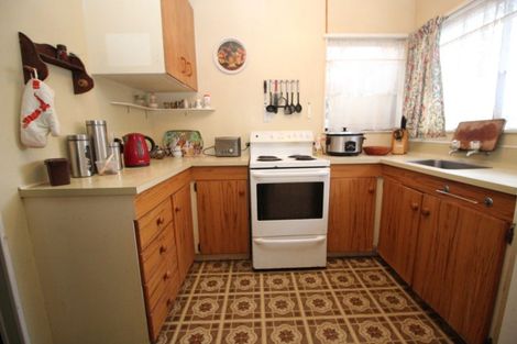 Photo of property in 90c Fergusson Street, Woodville, 4920