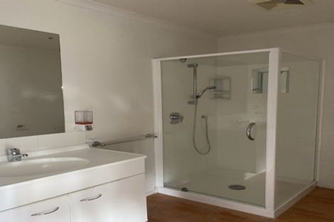 Photo of property in Santa Rosa, 2/340 Gulf Harbour Drive, Gulf Harbour, Whangaparaoa, 0930