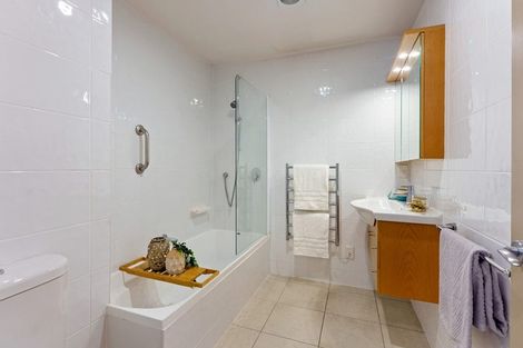 Photo of property in 24/4u Seaview Road, Paraparaumu Beach, Paraparaumu, 5032