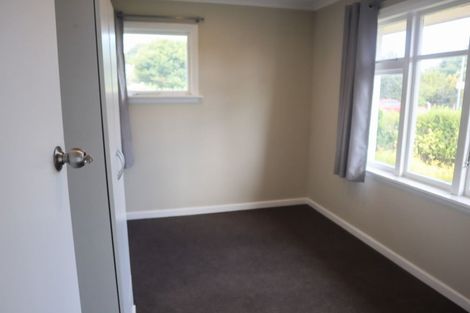 Photo of property in 2 Owens Terrace, Upper Riccarton, Christchurch, 8041