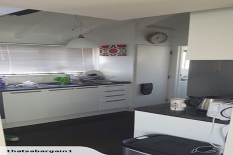 Photo of property in 18/125 Queens Drive, Lyall Bay, Wellington, 6022