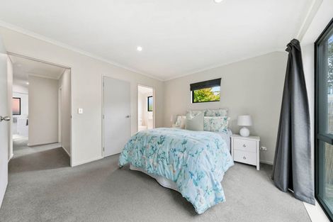 Photo of property in 17c Tirimoana Road, Te Atatu South, Auckland, 0602