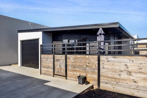 Photo of property in 70b Argyle Street, Hawera, 4610