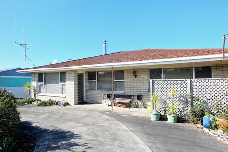 Photo of property in 43 Waerenga Road, Te Kauwhata, 3710