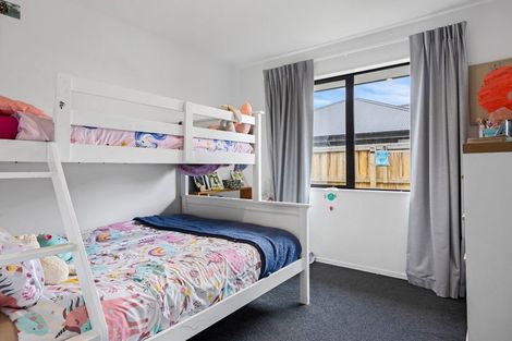 Photo of property in 156 Faringdon Boulevard, Rolleston, 7615