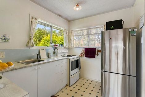 Photo of property in 2/4 Dalwhinnie Parade, Highland Park, Auckland, 2010