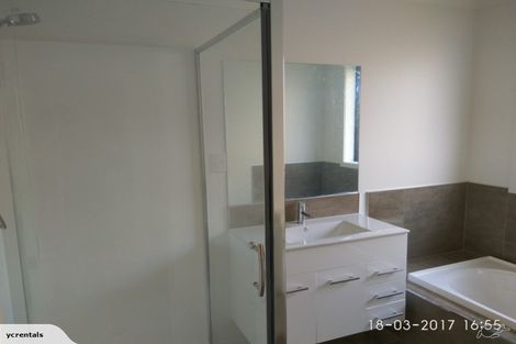 Photo of property in 30 Cabourne Drive, Glenview, Hamilton, 3206