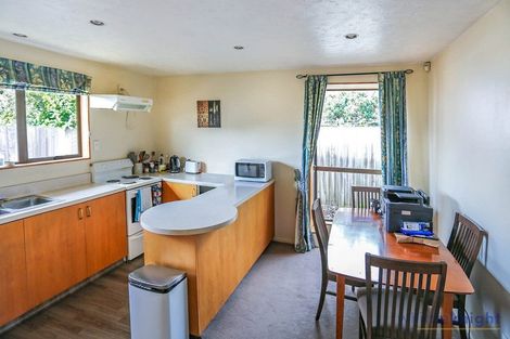 Photo of property in 2/119 Peverel Street, Riccarton, Christchurch, 8041