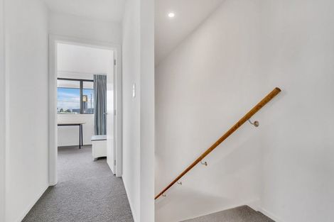 Photo of property in 5/20 Ballinger Place, Carterton, 5713