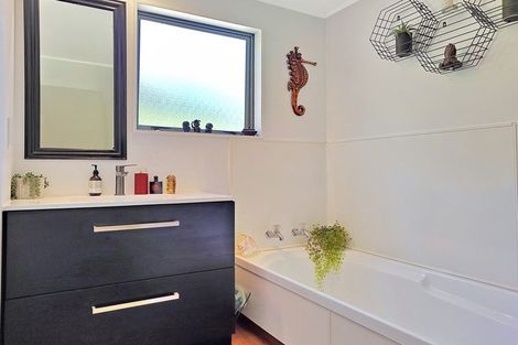 Photo of property in 55 Herbert Drive, Whangamata, 3620