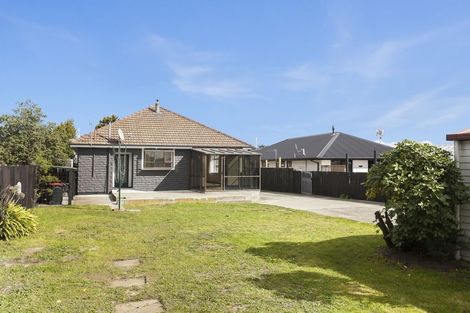 Photo of property in 63 Shortland Street, Wainoni, Christchurch, 8061