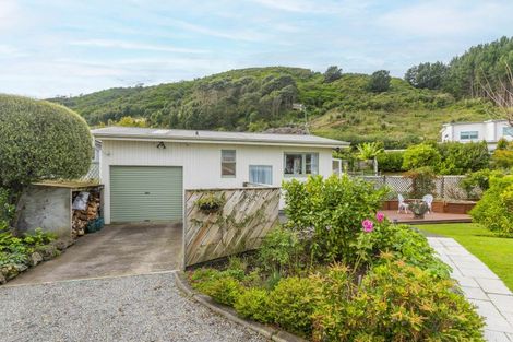 Photo of property in 75 Elizabeth Street, Waikanae, 5036