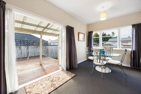 Photo of property in 84 Maeroa Road, Maeroa, Hamilton, 3200