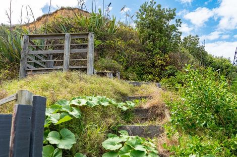 Photo of property in 61 Marine Drive, Te Kopuru, 0371