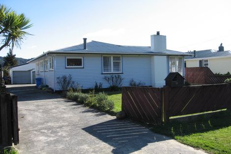 Photo of property in 123 Moohan Street, Wainuiomata, Lower Hutt, 5014