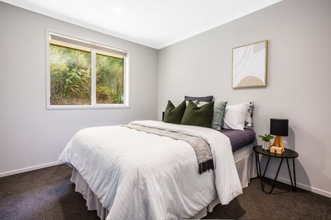 Photo of property in 34 Mooring Close, Whitby, Porirua, 5024