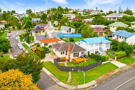 Photo of property in 1/37 Weldene Avenue, Glenfield, Auckland, 0629