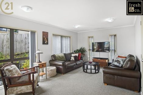 Photo of property in 175 Keri Vista Rise, Papakura, 2110