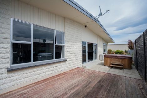 Photo of property in 168 Mackenzie Street, Winton, 9720