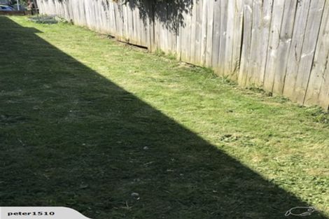 Photo of property in 2/32 Eastern Beach Road, Eastern Beach, Auckland, 2012