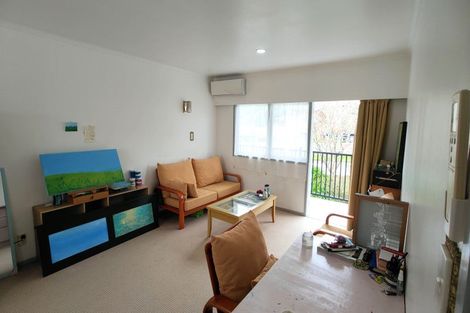 Photo of property in 3/16 Green Lane East, Remuera, Auckland, 1050