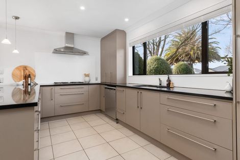 Photo of property in 17 Kilbride Gardens, Halswell, Christchurch, 8025