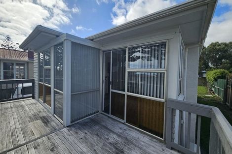 Photo of property in 21 Battiscombe Terrace, Waitara, 4320