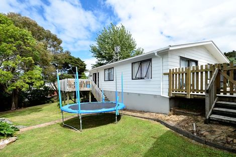 Photo of property in 49 Triangle Road, Massey, Auckland, 0614
