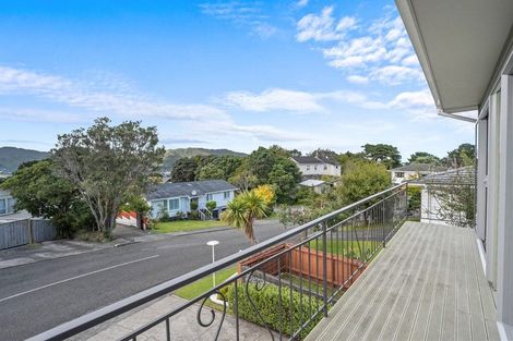 Photo of property in 2 Rondane Place, Tirohanga, Lower Hutt, 5010
