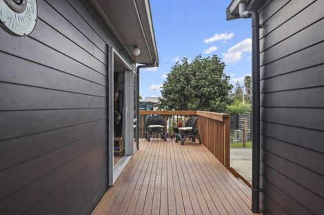 Photo of property in 18 Athenree Road, Athenree, Katikati, 3177