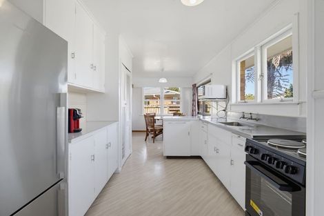 Photo of property in 43 Nevada Road, Silverdale, Hamilton, 3216