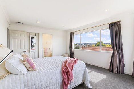 Photo of property in 5 Houhere Close, Albany, Auckland, 0632