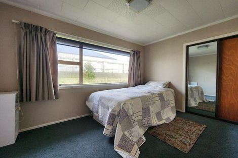 Photo of property in 8b Julian Place, Westown, New Plymouth, 4310