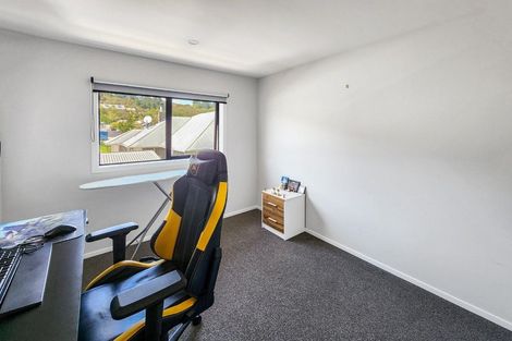 Photo of property in 42a Moeraki Road, Maoribank, Upper Hutt, 5018