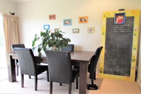 Photo of property in 107 Kentwood Drive, Woodridge, Wellington, 6037