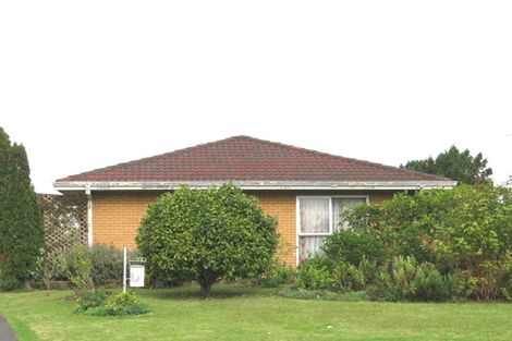 Photo of property in 11 Kopi Place, Massey, Auckland, 0614