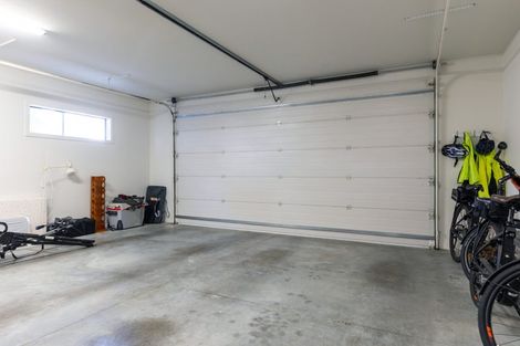 Photo of property in 21 Glentui Place, Waikawa, Picton, 7220