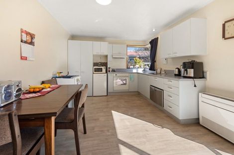 Photo of property in 15a Canning Street, Gore, 9710