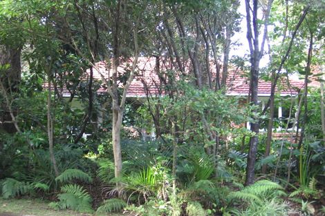 Photo of property in 32 Tainui Road, Titirangi, Auckland, 0604