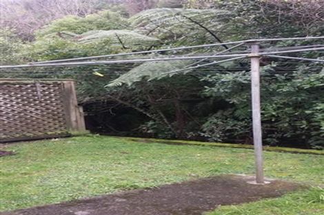 Photo of property in 5 Ranelagh Terrace, Karori, Wellington, 6012