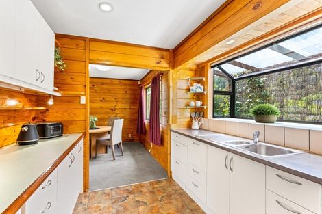 Photo of property in 25 Gentian Street, Timberlea, Upper Hutt, 5018