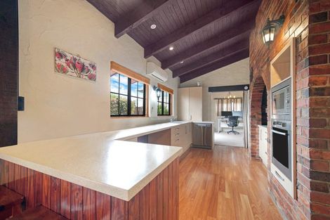 Photo of property in 2 Bramley Drive, Farm Cove, Auckland, 2012