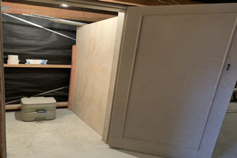 Photo of property in 8 Sinnamon Street, Reefton, 7830