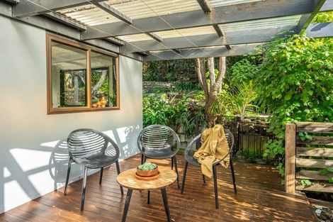 Photo of property in 52 Forest Road, Raumati South, Paraparaumu, 5032